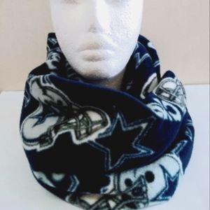 Dallas Cowboys Handmade Infinity Fleece Scarf.